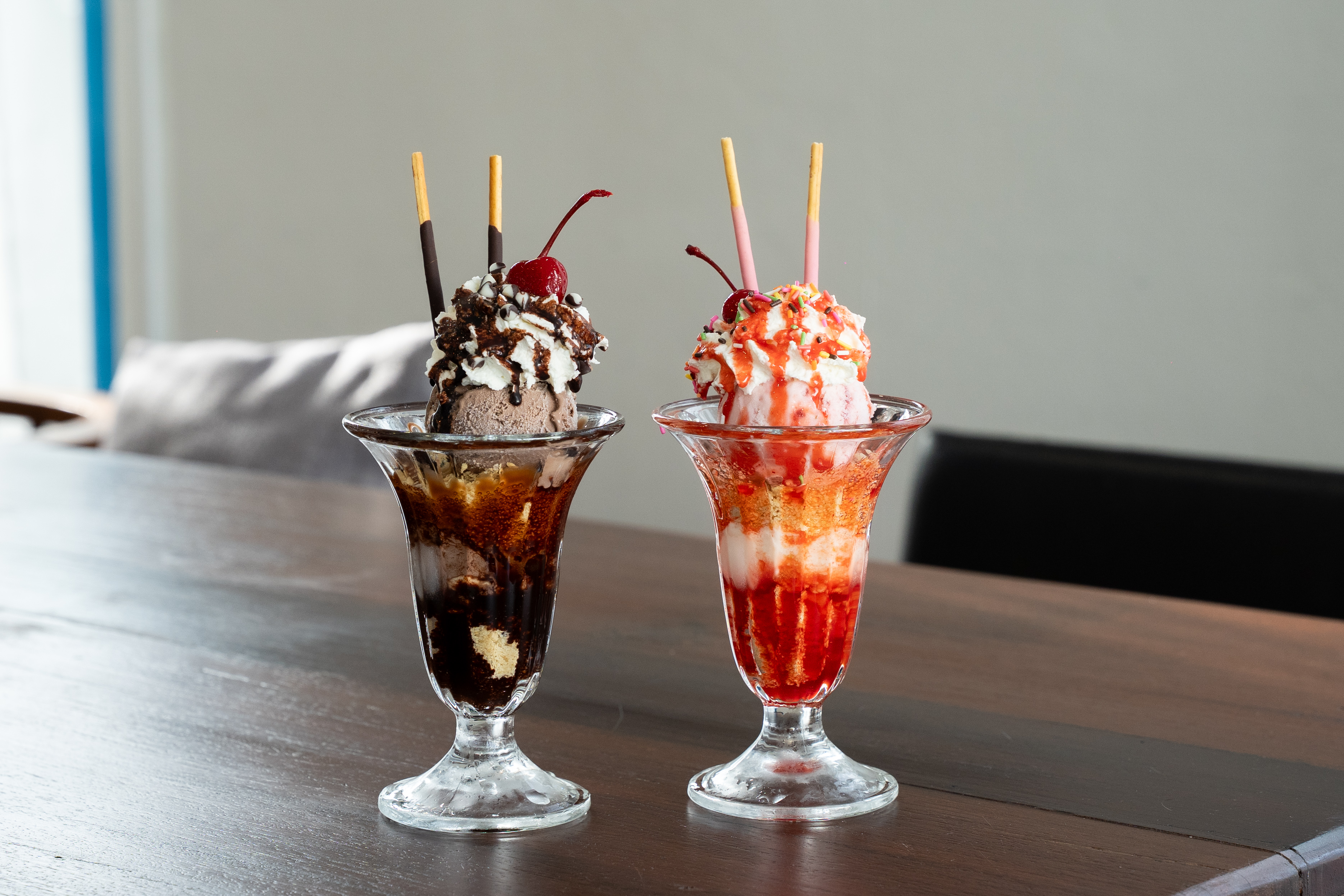 Discover Duckie Doze in Bangkok and explore its homemade ice cream, desserts and welcoming atmosphere.